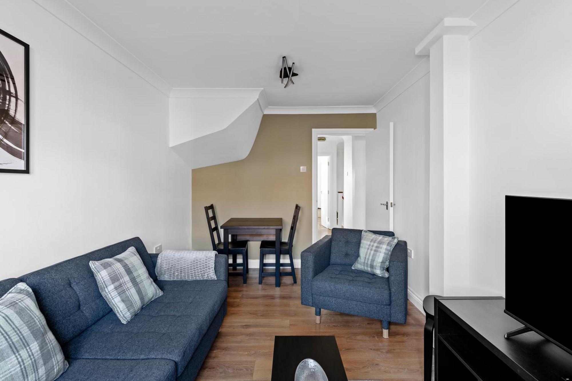 Cosy 2 Bedroom Flat In East Ham, Close To Excel London Exterior foto